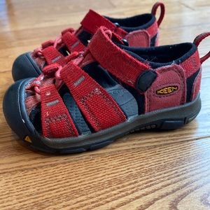 Red Toddler 6 KEEN Sandals